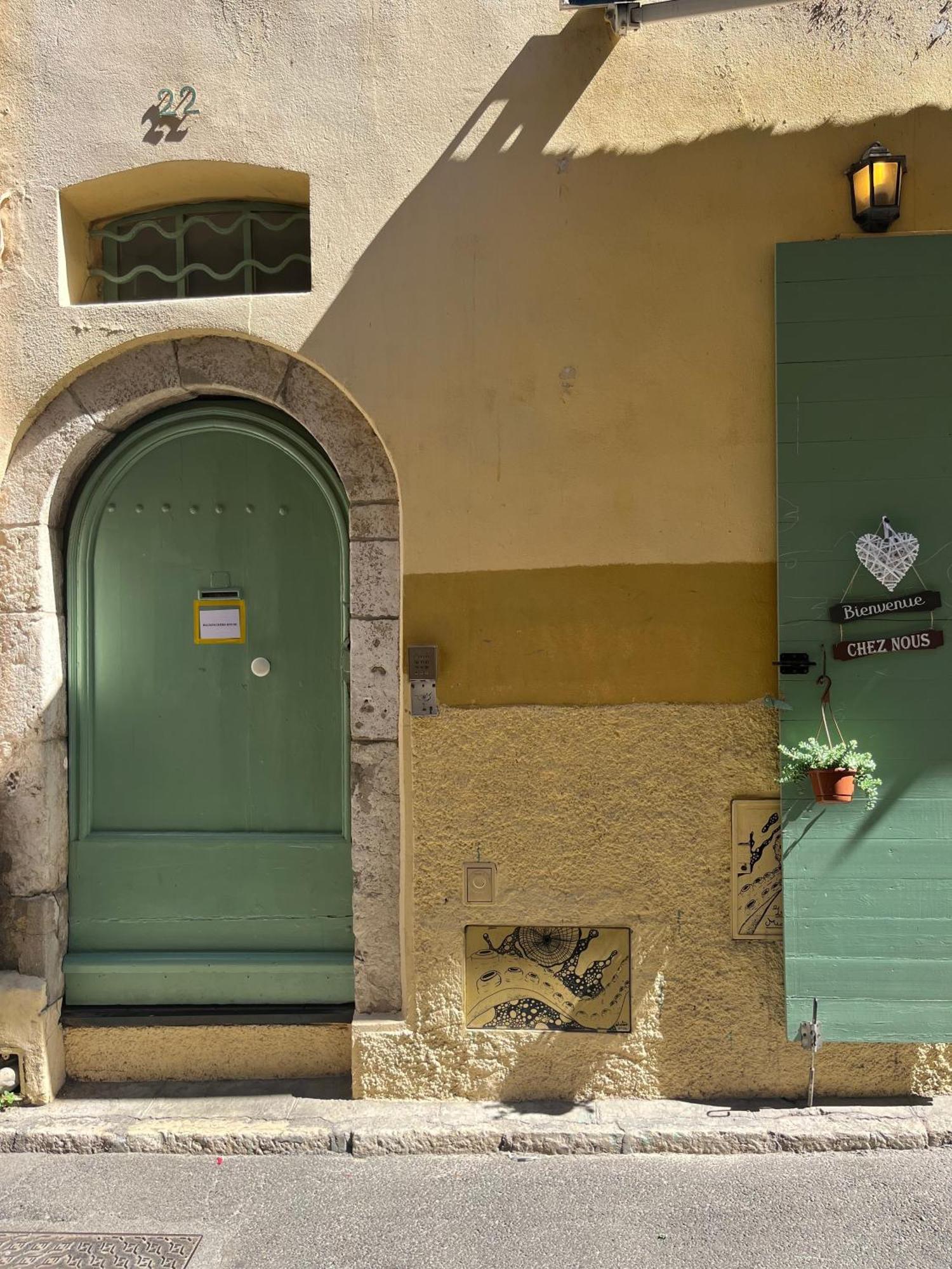Backpackers Antibes Exterior foto