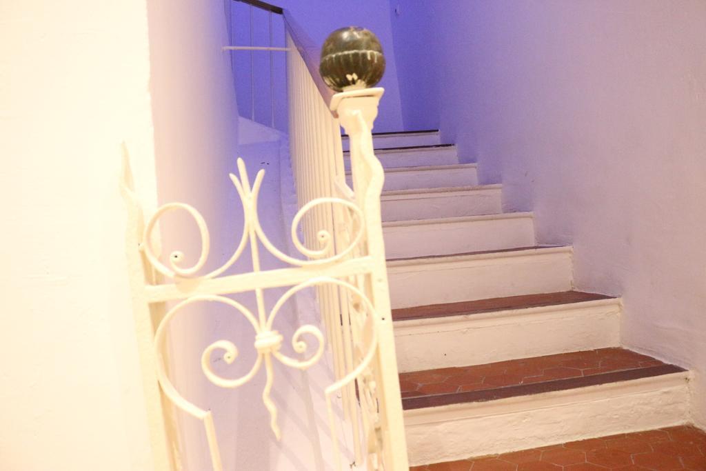 Backpackers Antibes Exterior foto