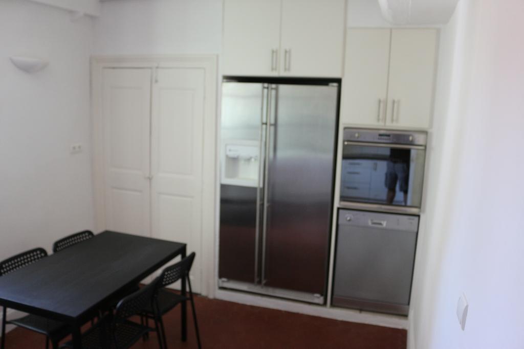 Backpackers Antibes Quarto foto